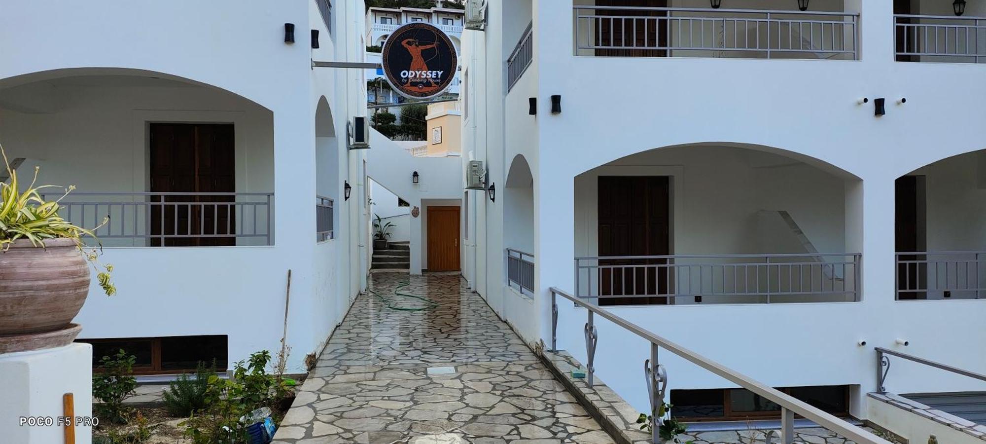 Odyssey By Climbing House Apartment Myrties Exterior photo